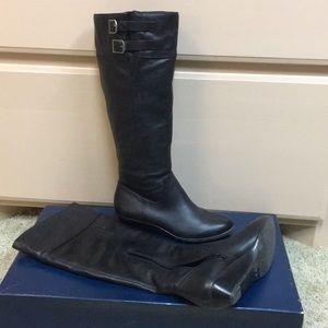 Arturo Chiang black boots